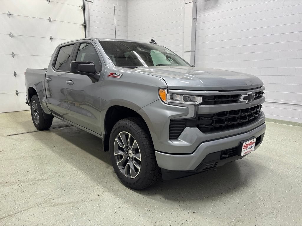 2026 Chevrolet Silverado 1500 RST Crew Cab Short Box 4WD