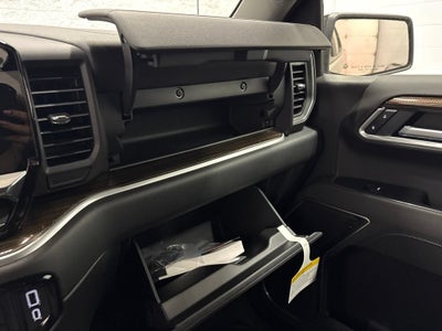 2026 Chevrolet Silverado 1500 RST Crew Cab Short Box 4WD