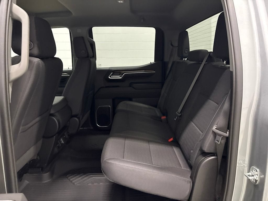 2026 Chevrolet Silverado 1500 RST Crew Cab Short Box 4WD