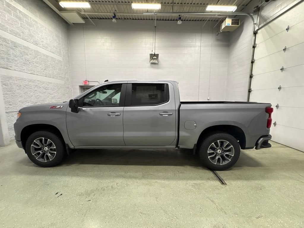 2026 Chevrolet Silverado 1500 RST Crew Cab Short Box 4WD