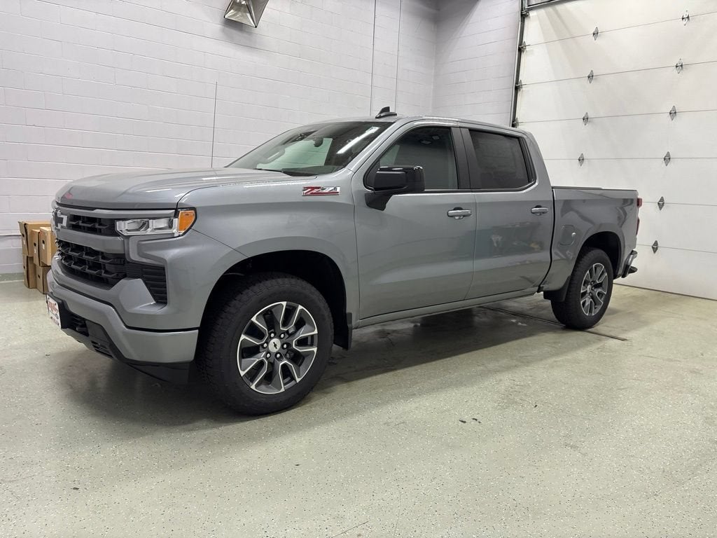 2026 Chevrolet Silverado 1500 RST Crew Cab Short Box 4WD