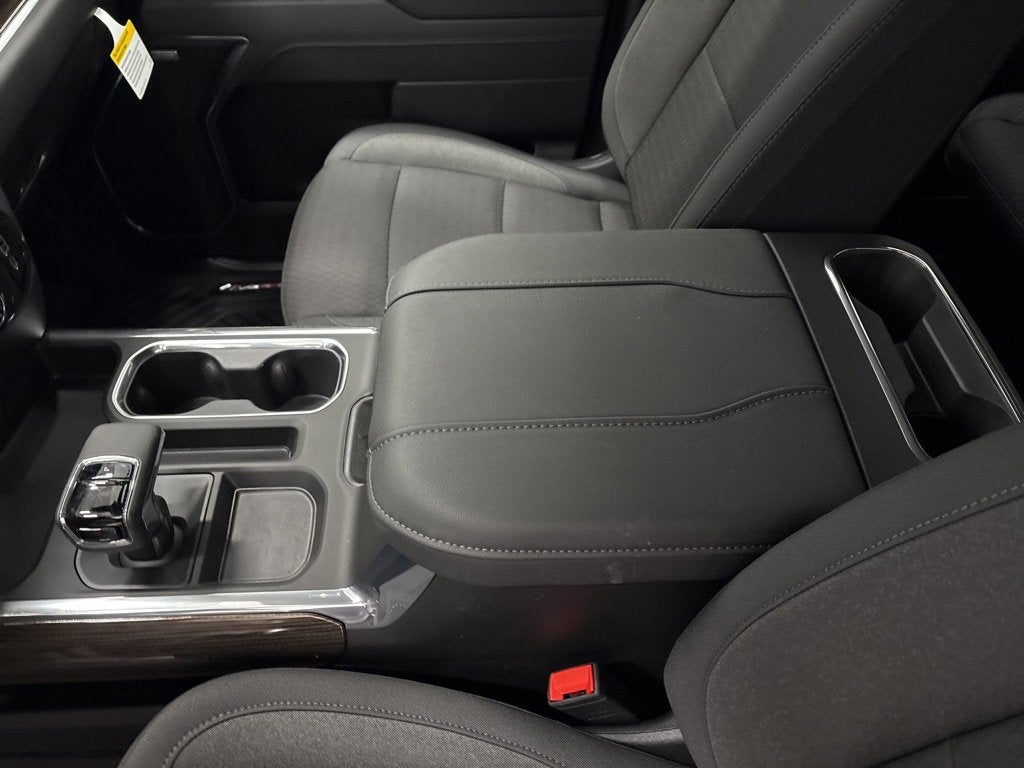 2026 Chevrolet Silverado 1500 RST Crew Cab Short Box 4WD