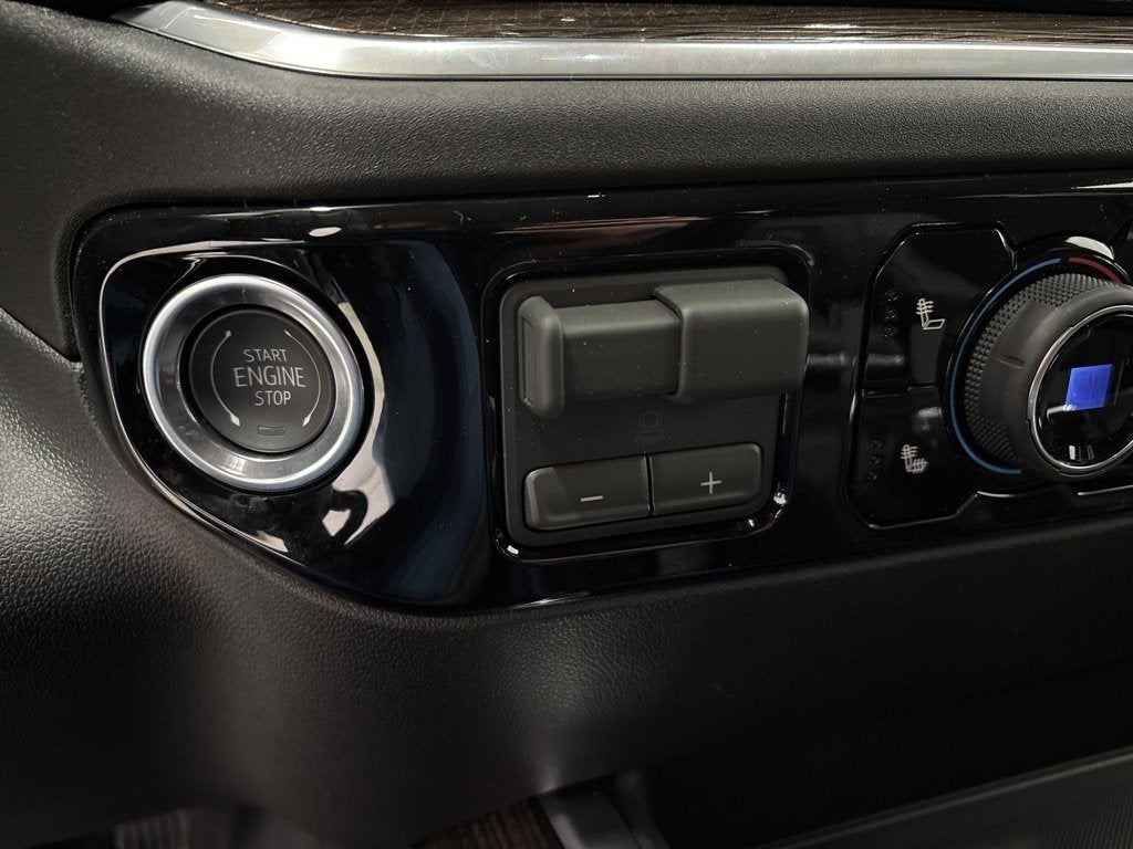 2026 Chevrolet Silverado 1500 RST Crew Cab Short Box 4WD