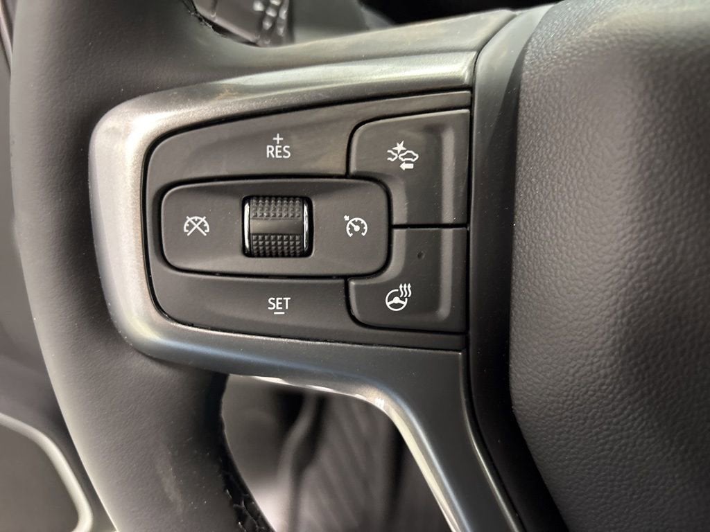 2026 Chevrolet Silverado 1500 RST Crew Cab Short Box 4WD