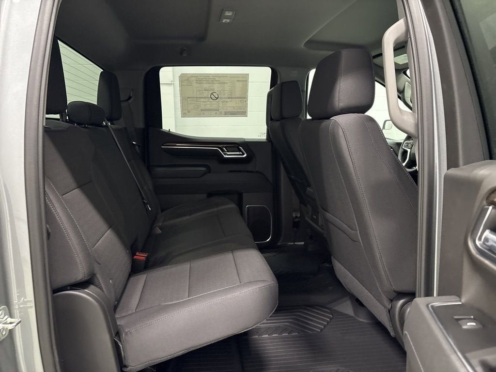 2026 Chevrolet Silverado 1500 RST Crew Cab Short Box 4WD