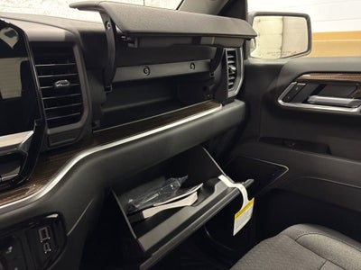 2026 Chevrolet Silverado 1500 RST Crew Cab Short Box 4WD