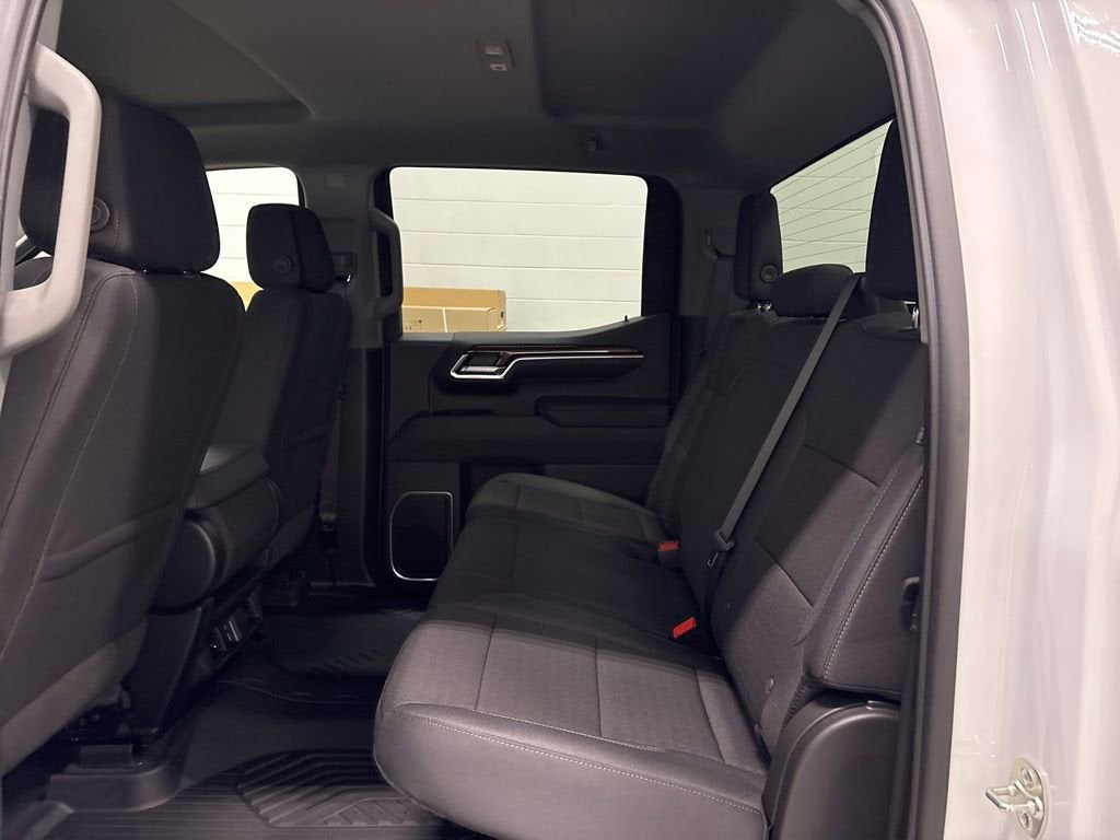 2026 Chevrolet Silverado 1500 RST Crew Cab Short Box 4WD