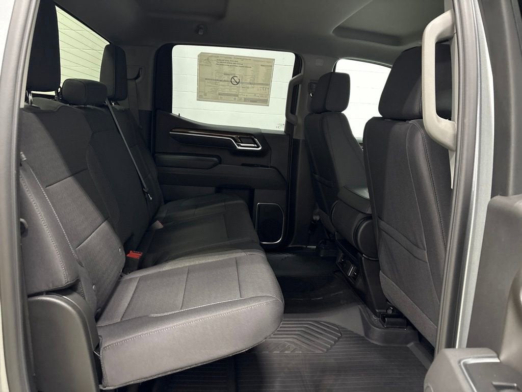2026 Chevrolet Silverado 1500 RST Crew Cab Short Box 4WD