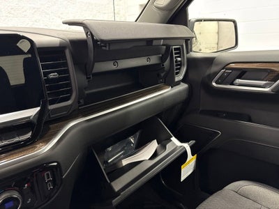 2026 Chevrolet Silverado 1500 RST Crew Cab Short Box 4WD