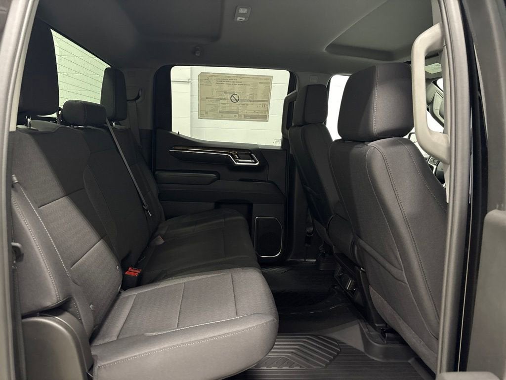2026 Chevrolet Silverado 1500 RST Crew Cab Short Box 4WD