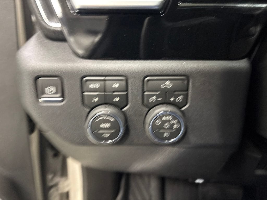 2026 Chevrolet Silverado 1500 RST Crew Cab Short Box 4WD
