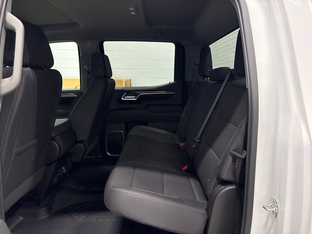 2026 Chevrolet Silverado 1500 RST Crew Cab Short Box 4WD