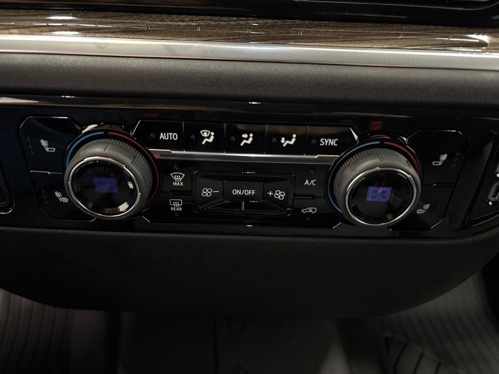 2026 Chevrolet Silverado 1500 RST Crew Cab Short Box 4WD