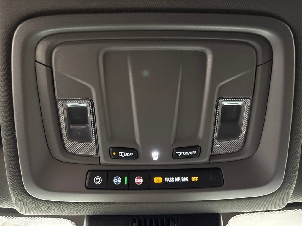 2026 Chevrolet Silverado 1500 RST Crew Cab Short Box 4WD