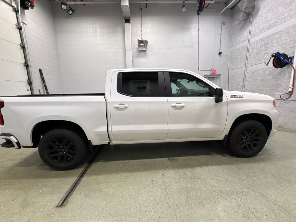 2026 Chevrolet Silverado 1500 RST Crew Cab Short Box 4WD