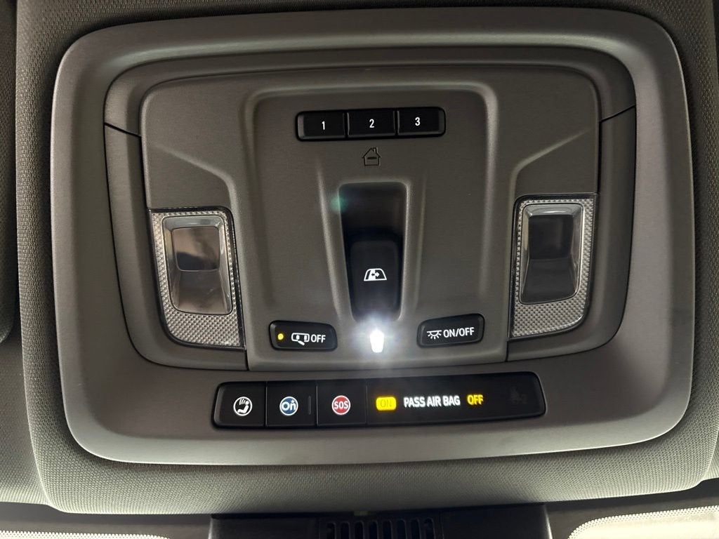 2026 Chevrolet Silverado 1500 RST Crew Cab Short Box 4WD