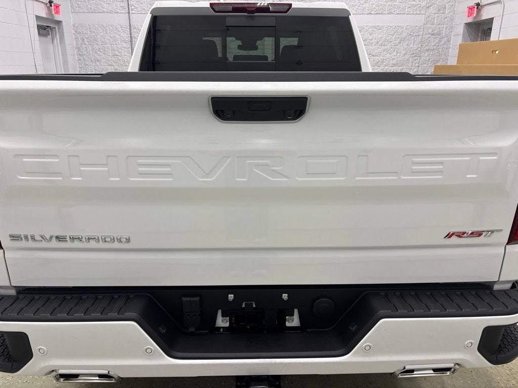 2026 Chevrolet Silverado 1500 RST Crew Cab Short Box 4WD
