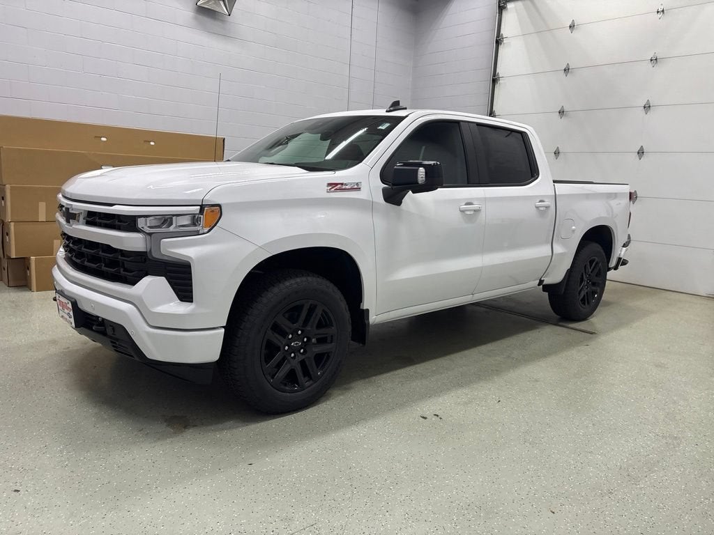 2026 Chevrolet Silverado 1500 RST Crew Cab Short Box 4WD