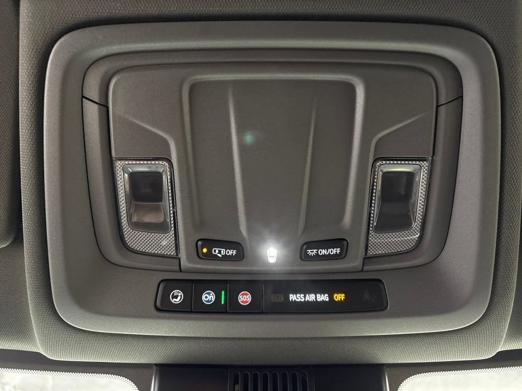 2026 Chevrolet Silverado 1500 RST Crew Cab Short Box 4WD