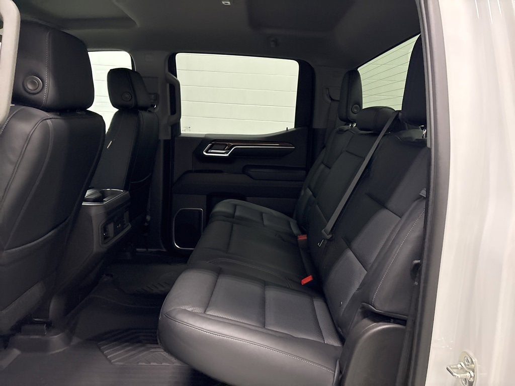 2026 Chevrolet Silverado 1500 RST Crew Cab Short Box 4WD