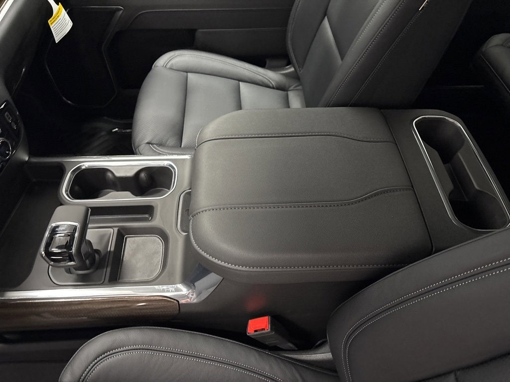 2026 Chevrolet Silverado 1500 RST Crew Cab Short Box 4WD