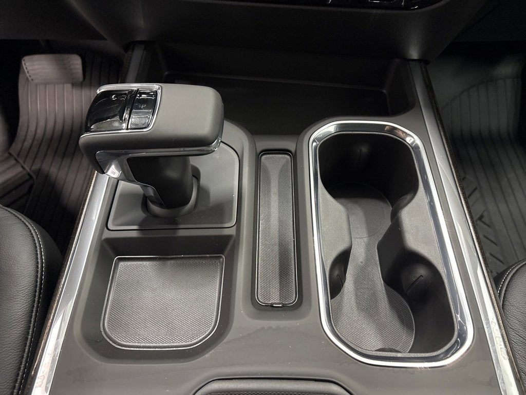 2026 Chevrolet Silverado 1500 RST Crew Cab Short Box 4WD