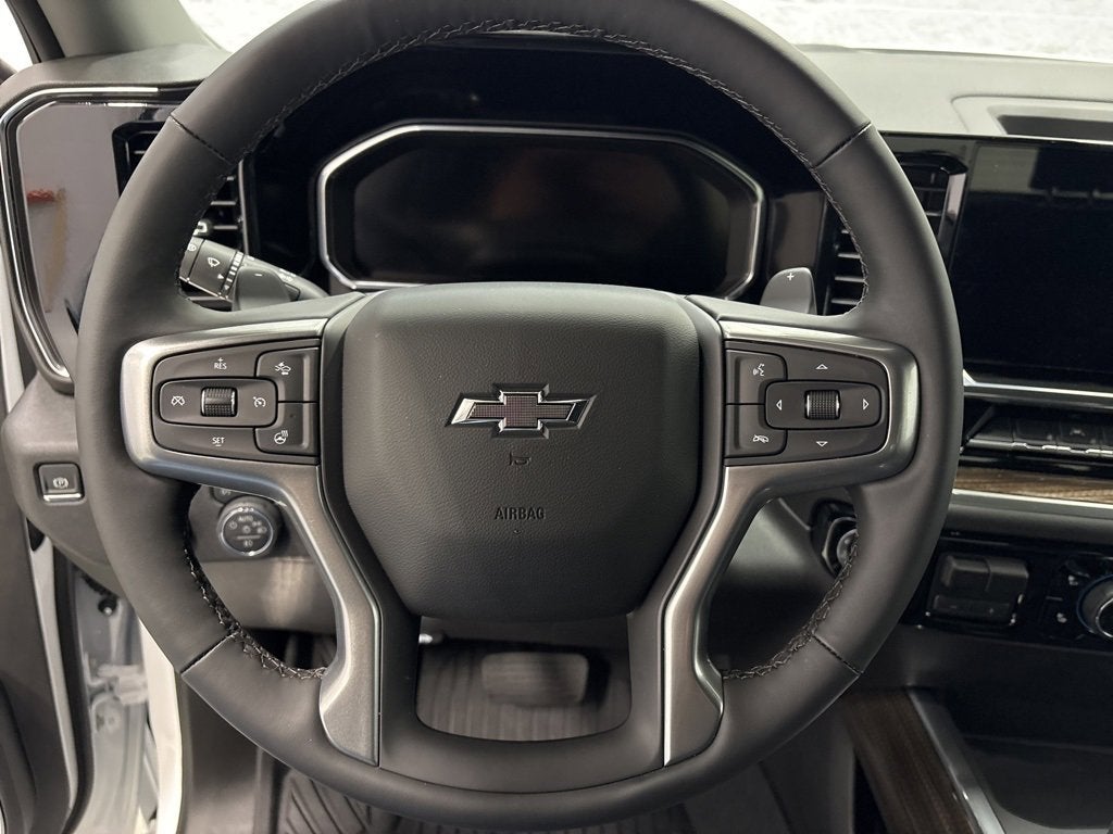 2026 Chevrolet Silverado 1500 RST Crew Cab Short Box 4WD