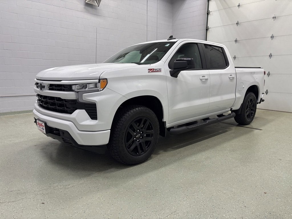 2026 Chevrolet Silverado 1500 RST Crew Cab Short Box 4WD