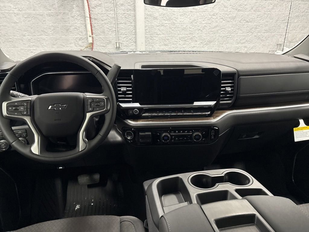 2026 Chevrolet Silverado 1500 RST Crew Cab Short Box 4WD