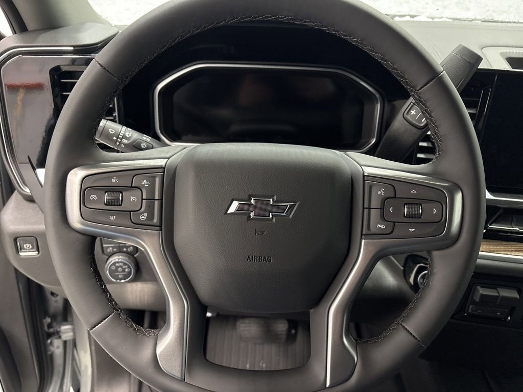 2026 Chevrolet Silverado 1500 RST Crew Cab Short Box 4WD