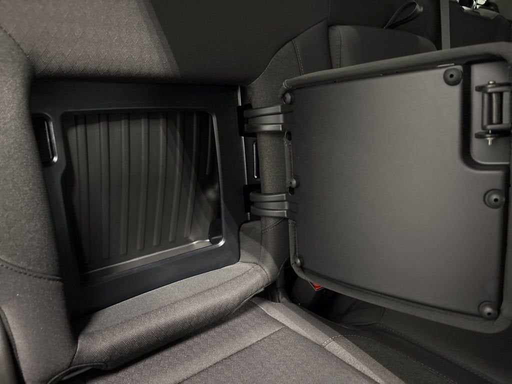 2026 Chevrolet Silverado 1500 RST Crew Cab Short Box 4WD