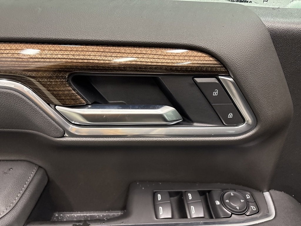 2026 Chevrolet Silverado 1500 RST Crew Cab Short Box 4WD