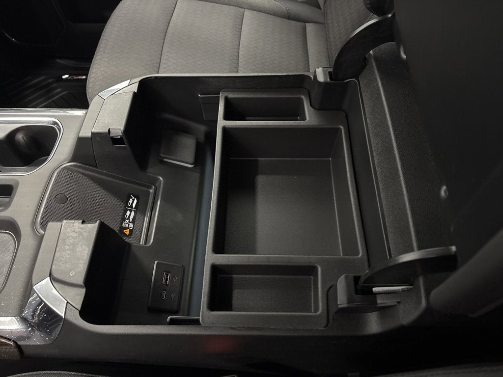 2026 Chevrolet Silverado 1500 RST Crew Cab Short Box 4WD