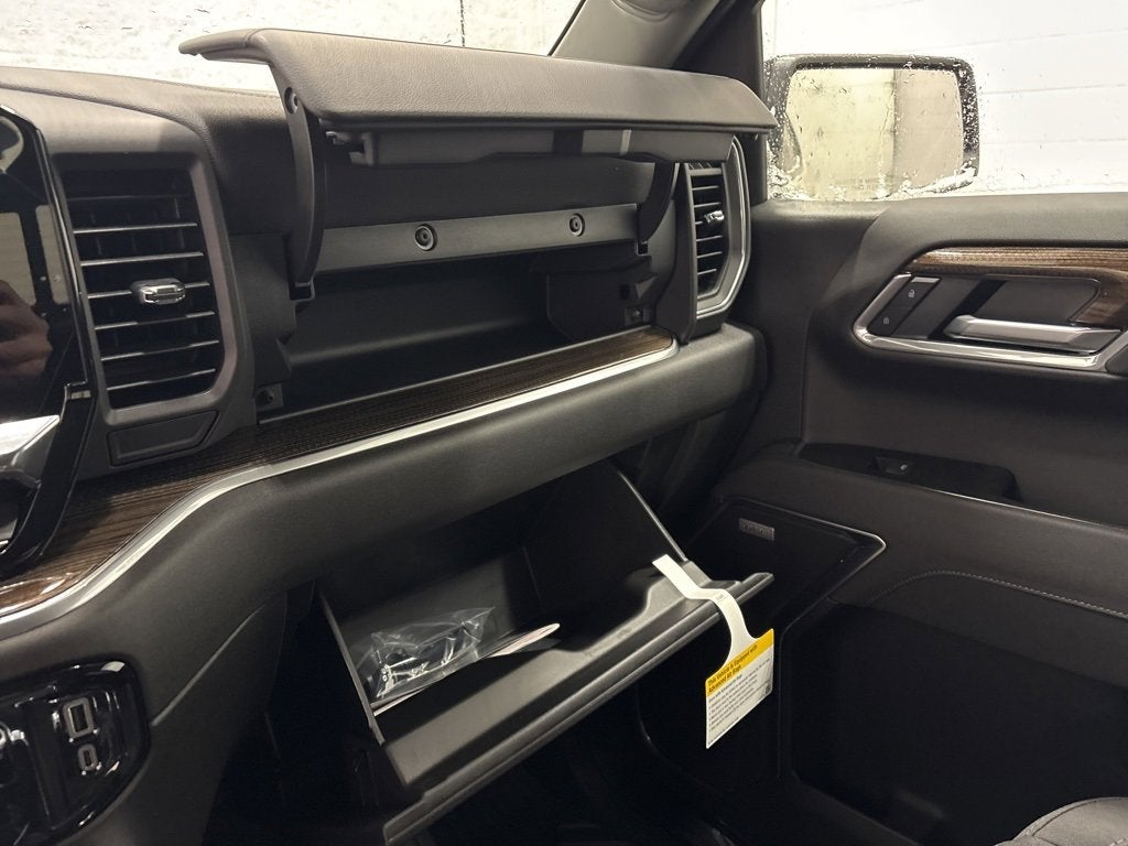 2026 Chevrolet Silverado 1500 RST Crew Cab Short Box 4WD