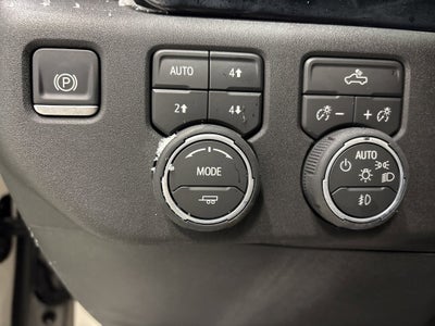 2026 Chevrolet Silverado 1500 RST Crew Cab Short Box 4WD