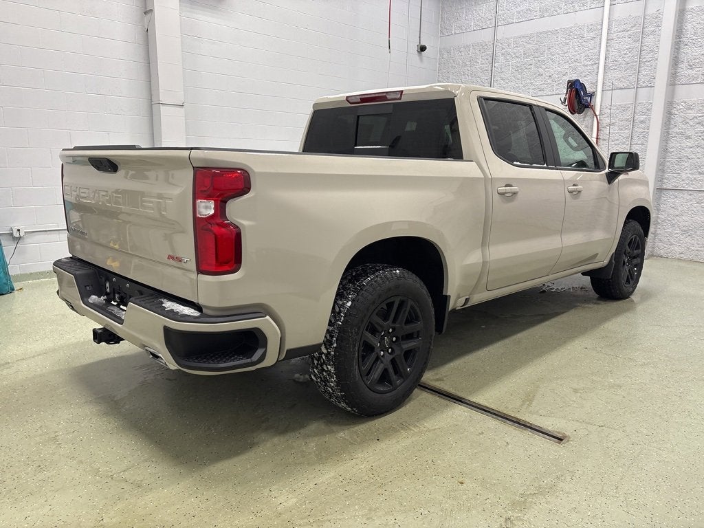 2026 Chevrolet Silverado 1500 RST Crew Cab Short Box 4WD