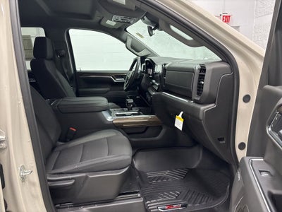 2026 Chevrolet Silverado 1500 RST Crew Cab Short Box 4WD