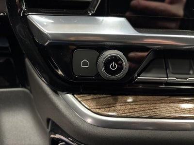 2026 Chevrolet Silverado 1500 RST Crew Cab Short Box 4WD