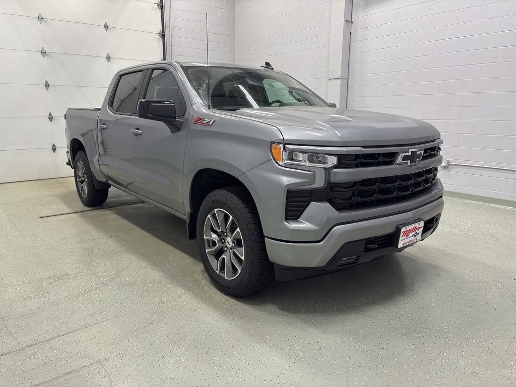 2026 Chevrolet Silverado 1500 RST Crew Cab Short Box 4WD