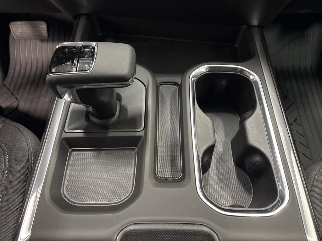 2026 Chevrolet Silverado 1500 RST Crew Cab Short Box 4WD