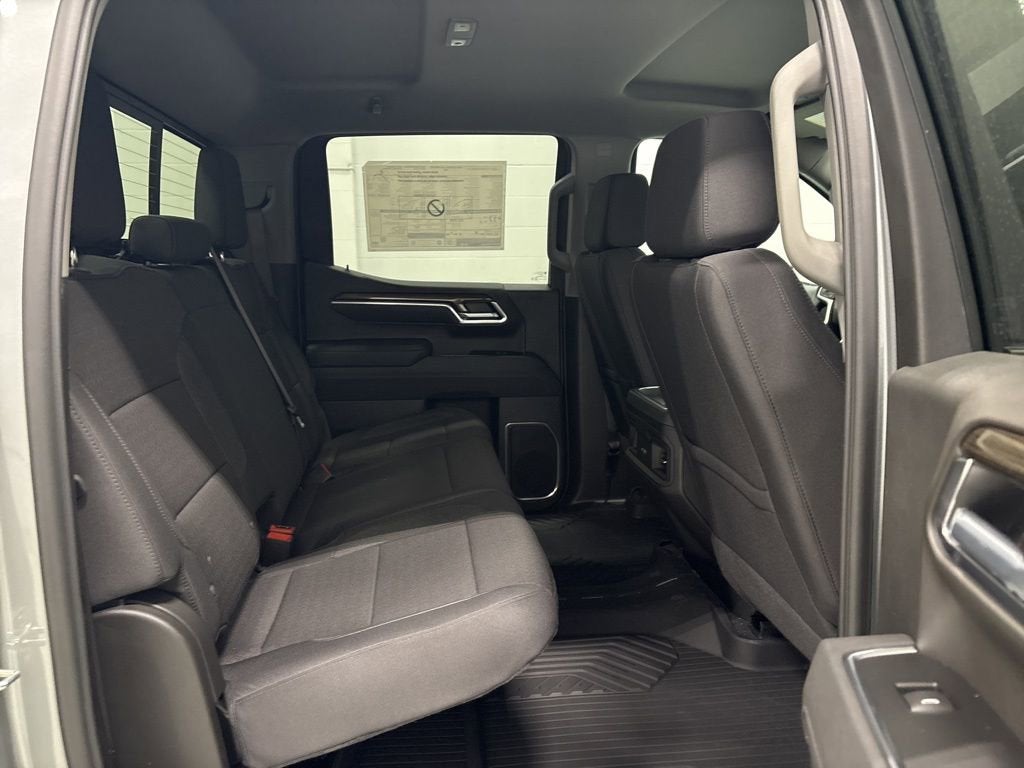 2026 Chevrolet Silverado 1500 RST Crew Cab Short Box 4WD