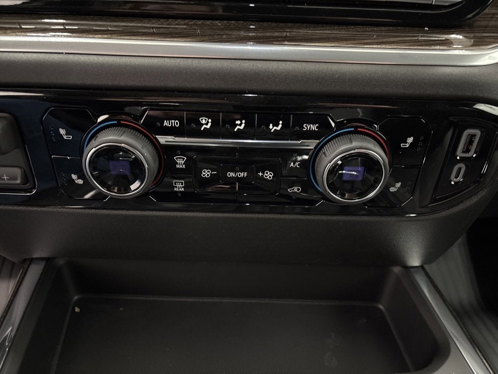 2026 Chevrolet Silverado 1500 RST Crew Cab Short Box 4WD