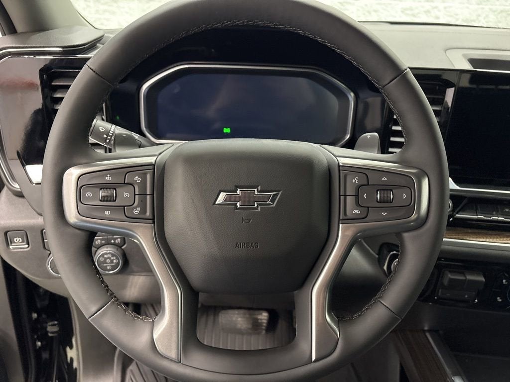 2026 Chevrolet Silverado 1500 RST Crew Cab Short Box 4WD