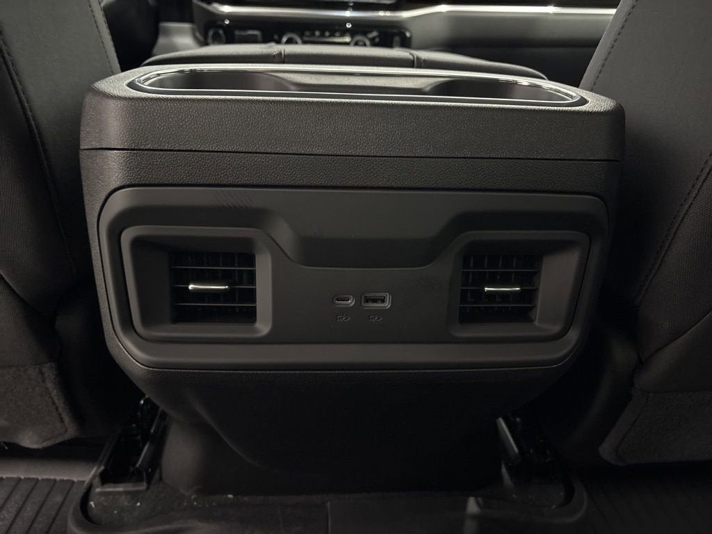 2026 Chevrolet Silverado 1500 RST Crew Cab Short Box 4WD