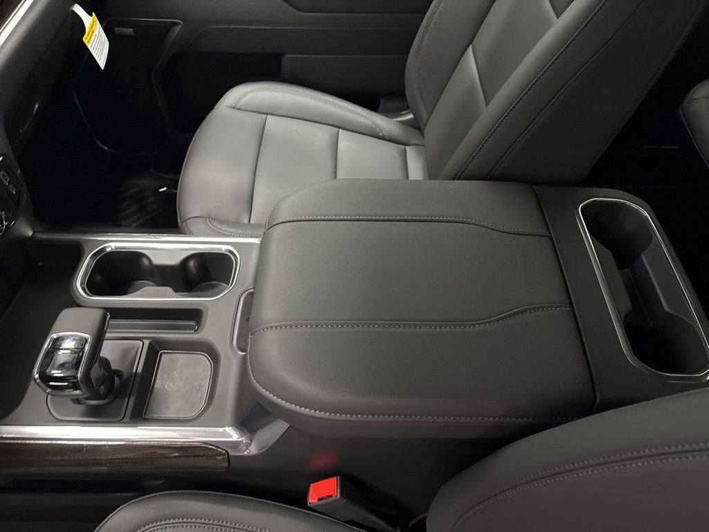 2026 Chevrolet Silverado 1500 RST Crew Cab Short Box 4WD