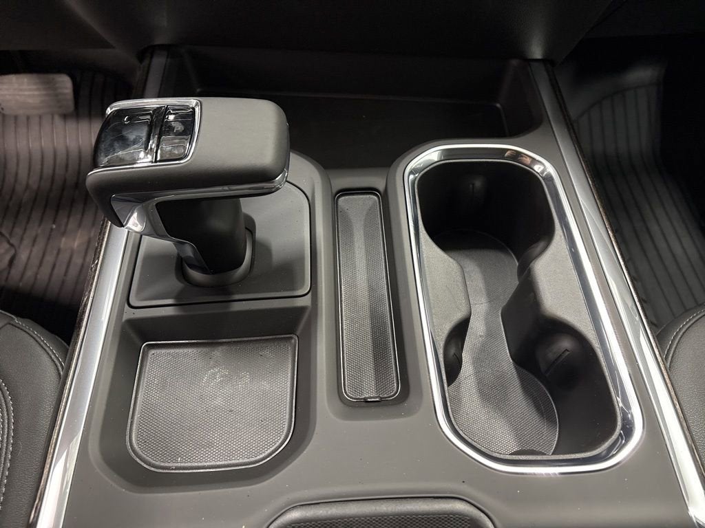 2026 Chevrolet Silverado 1500 RST Crew Cab Short Box 4WD