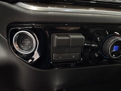 2026 Chevrolet Silverado 1500 RST Crew Cab Short Box 4WD