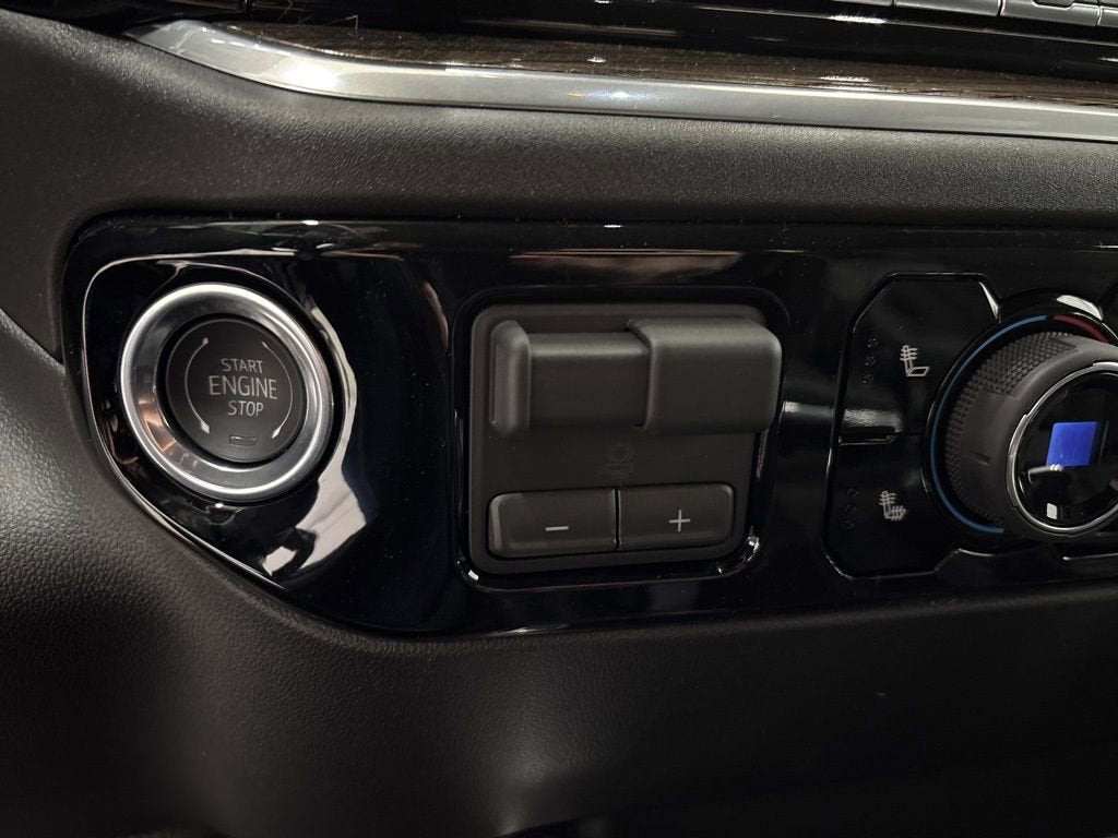 2026 Chevrolet Silverado 1500 RST Crew Cab Short Box 4WD