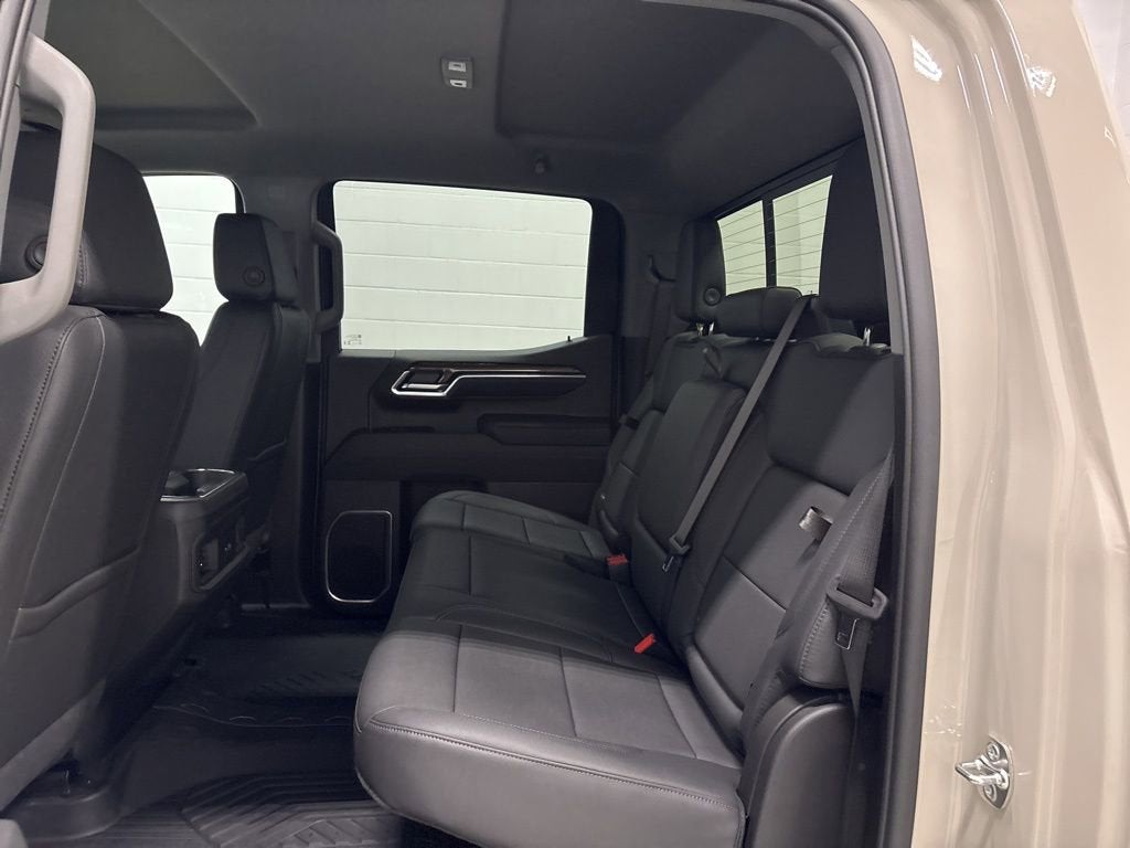 2026 Chevrolet Silverado 1500 RST Crew Cab Short Box 4WD