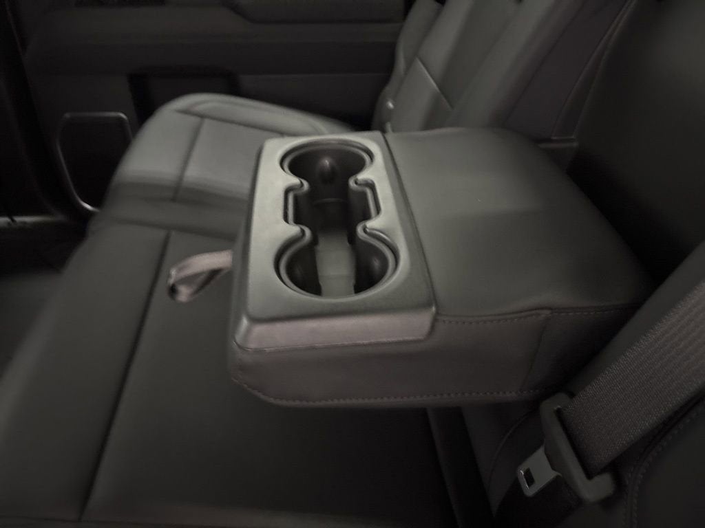 2026 Chevrolet Silverado 1500 RST Crew Cab Short Box 4WD